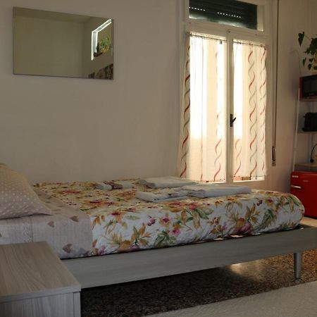 ונציה - לידו Venezia Lovely Rooms מראה חיצוני תמונה